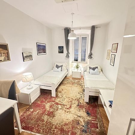 6 Tiha Ulica Apartment Dubrovnik Ngoại thất bức ảnh