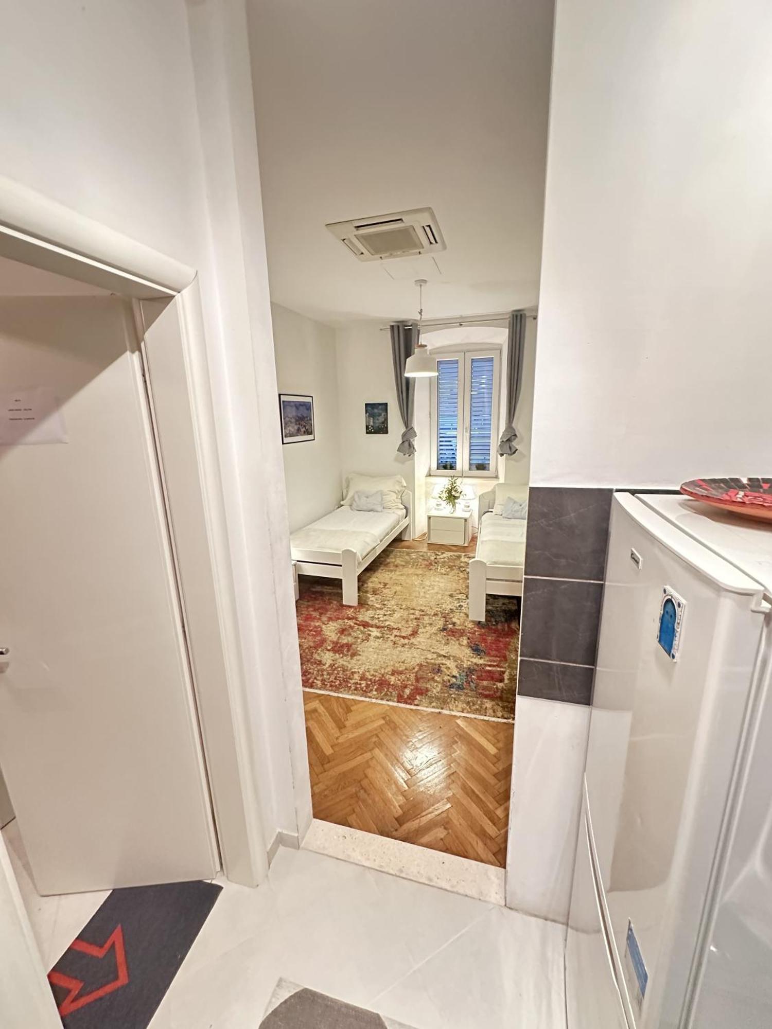 6 Tiha Ulica Apartment Dubrovnik Ngoại thất bức ảnh
